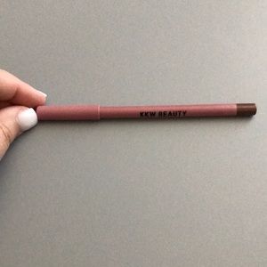 Mauve Lip Liner